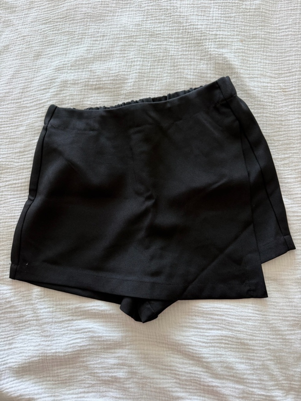 Women's Black Skort Shorts with Sleek Front